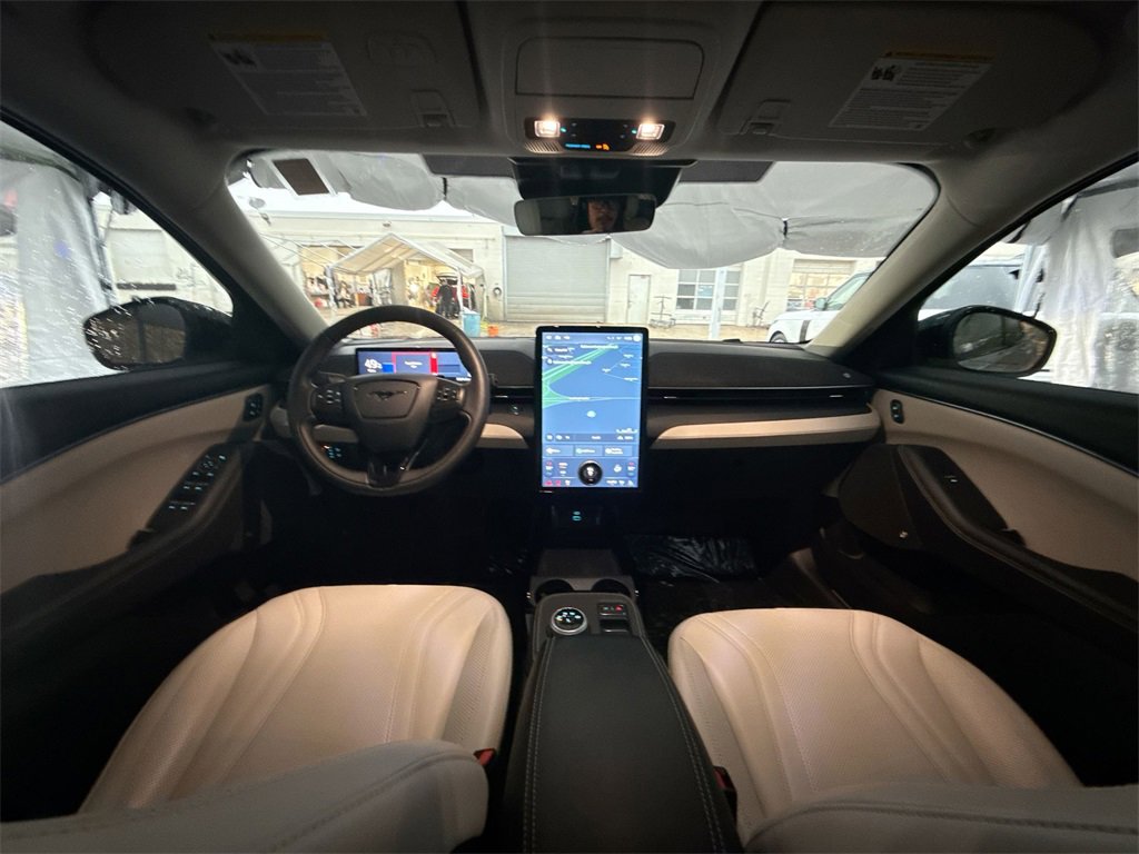 Used 2021 Ford Mustang Mach-E Premium image 23