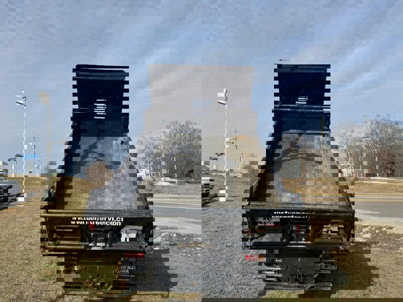 Used 2024 Chevrolet Low Cab Forward image 16