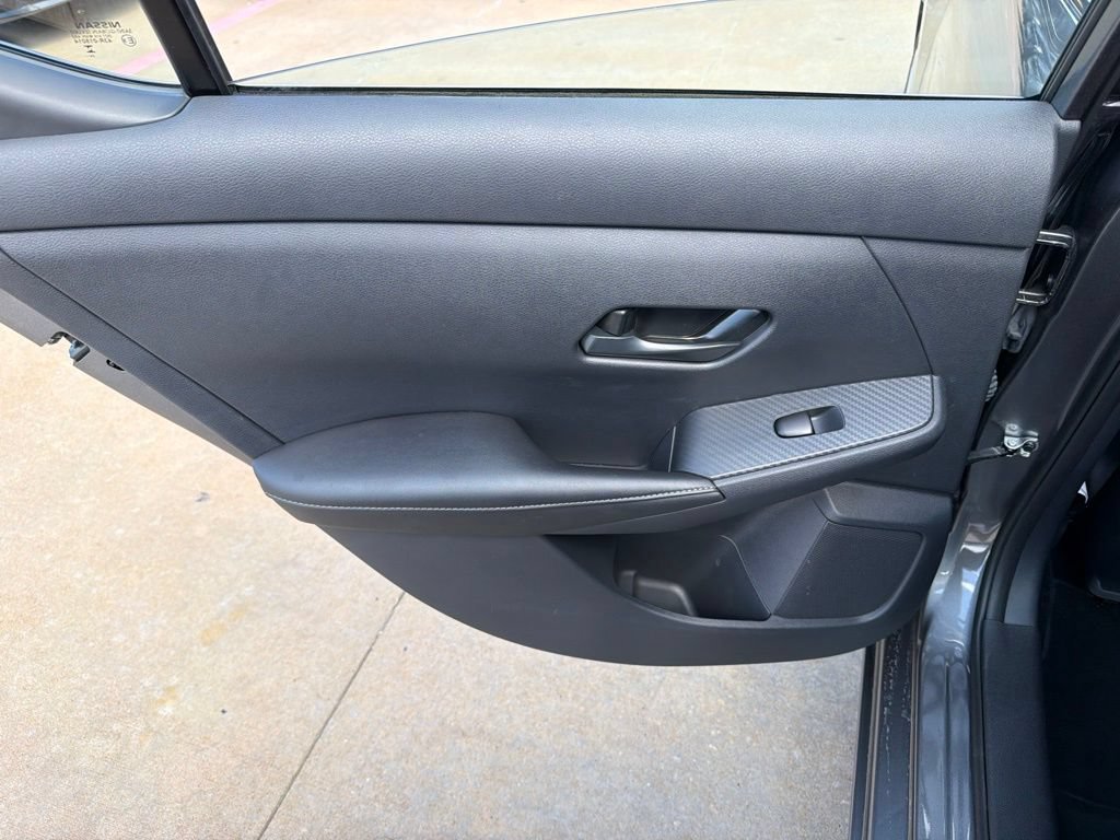 Used 2025 Nissan Sentra S FWD image 14