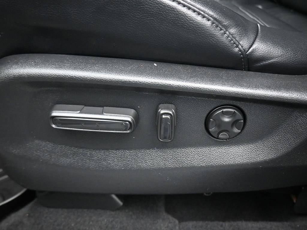 Used 2021 Honda CR-V EX-L image 12