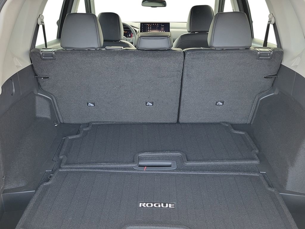 New 2025 Nissan Rogue SL image 14
