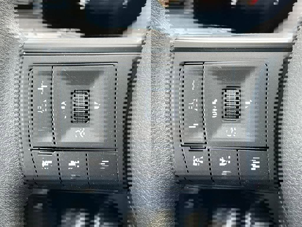 New 2026 Nissan Kicks SV w/ SV Premium Package image 18