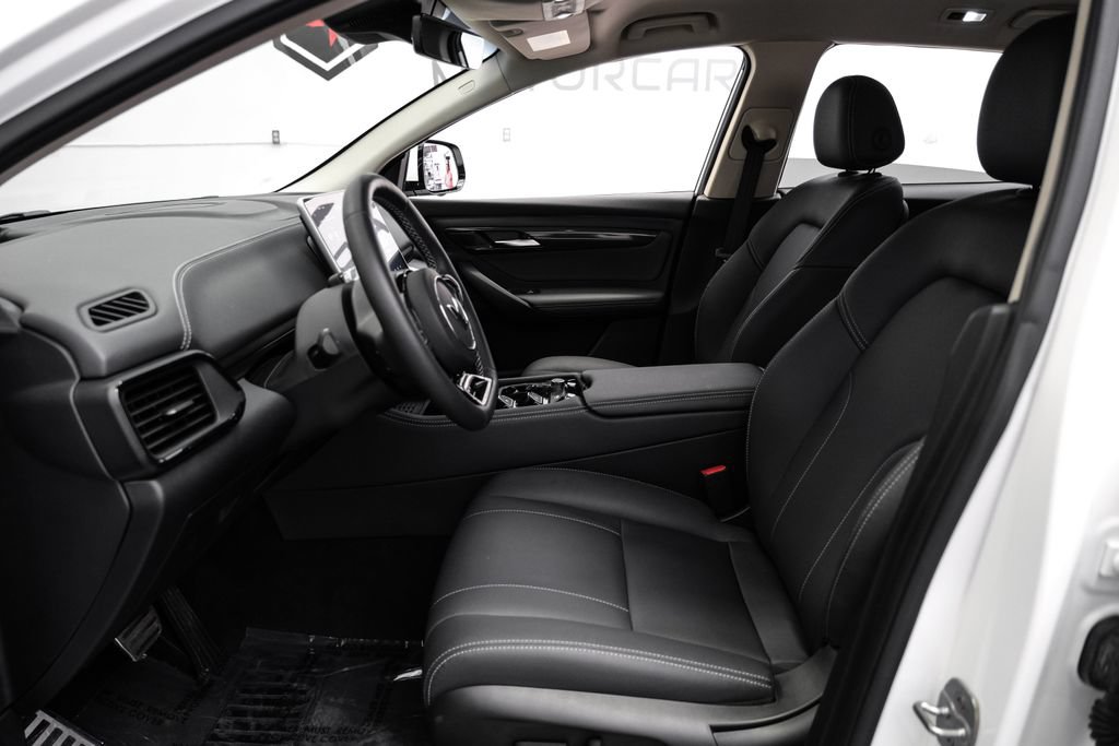 Used 2023 VinFast VF 8 Eco AWD/4WD image 4