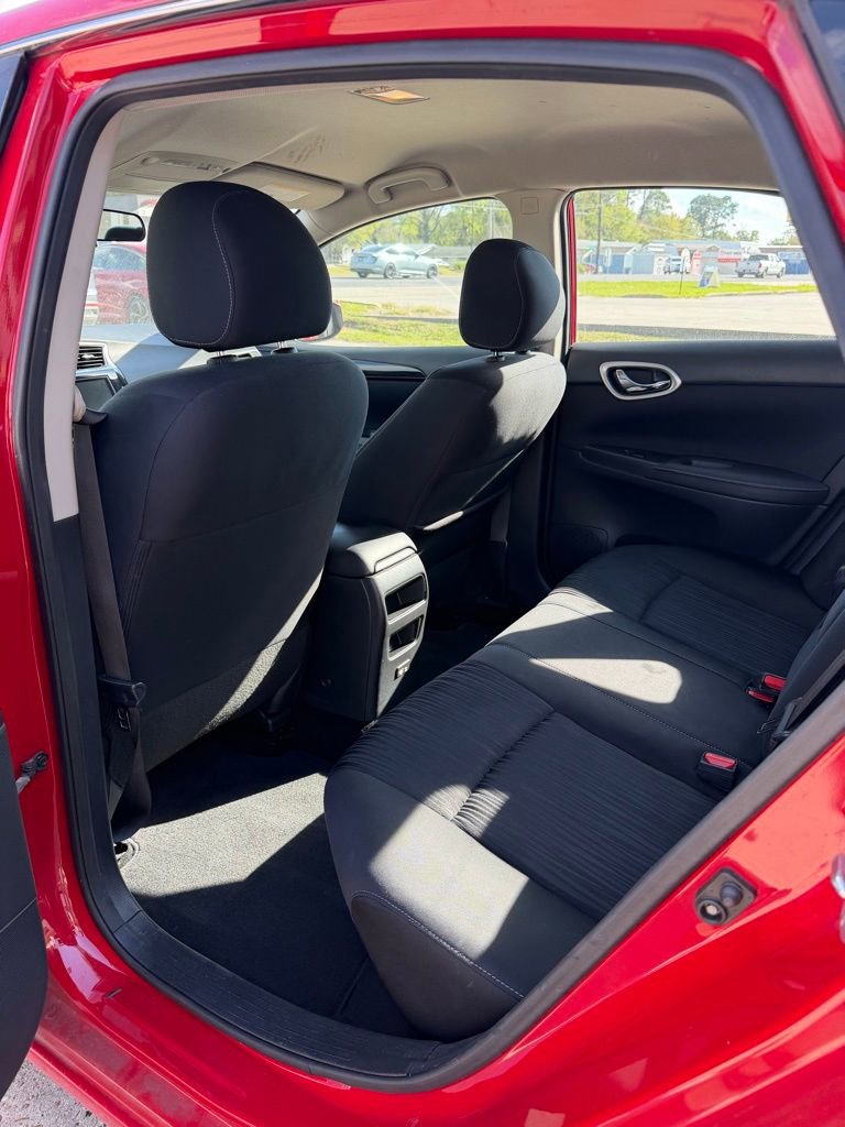 Used 2019 Nissan Sentra SV image 9