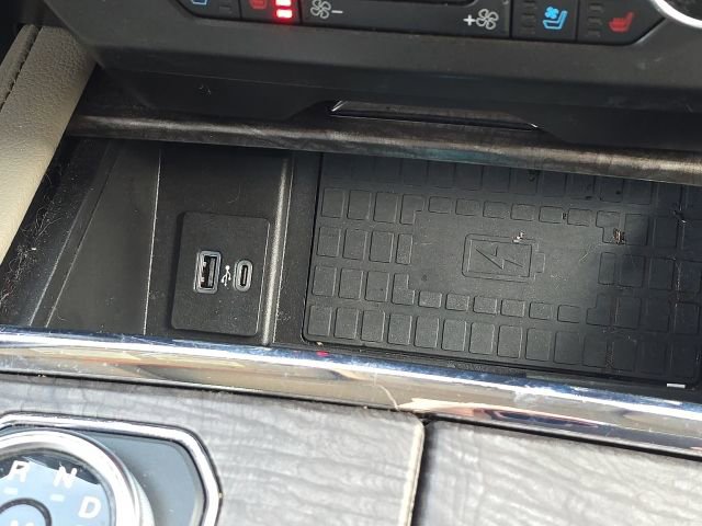 Used 2021 Ford Expedition Limited image 44