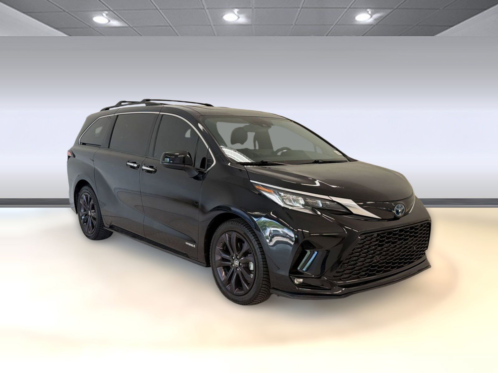Used 2021 Toyota Sienna XSE w/ XSE Plus Package image 7