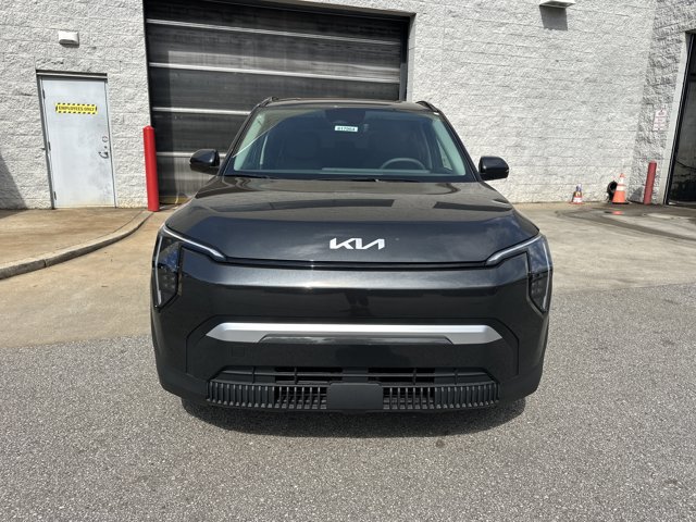 New 2027 Kia EV3 FWD image 15