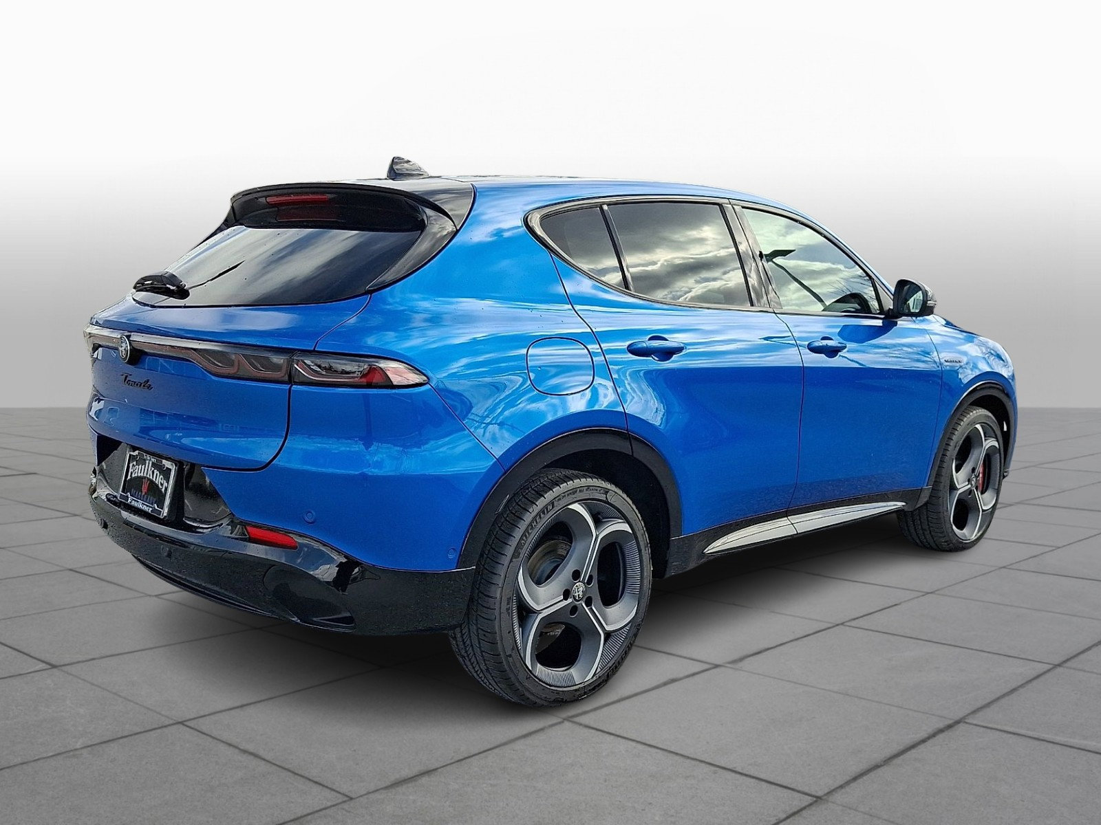 New 2026 Alfa Romeo Tonale w/ Active Assist Package image 4