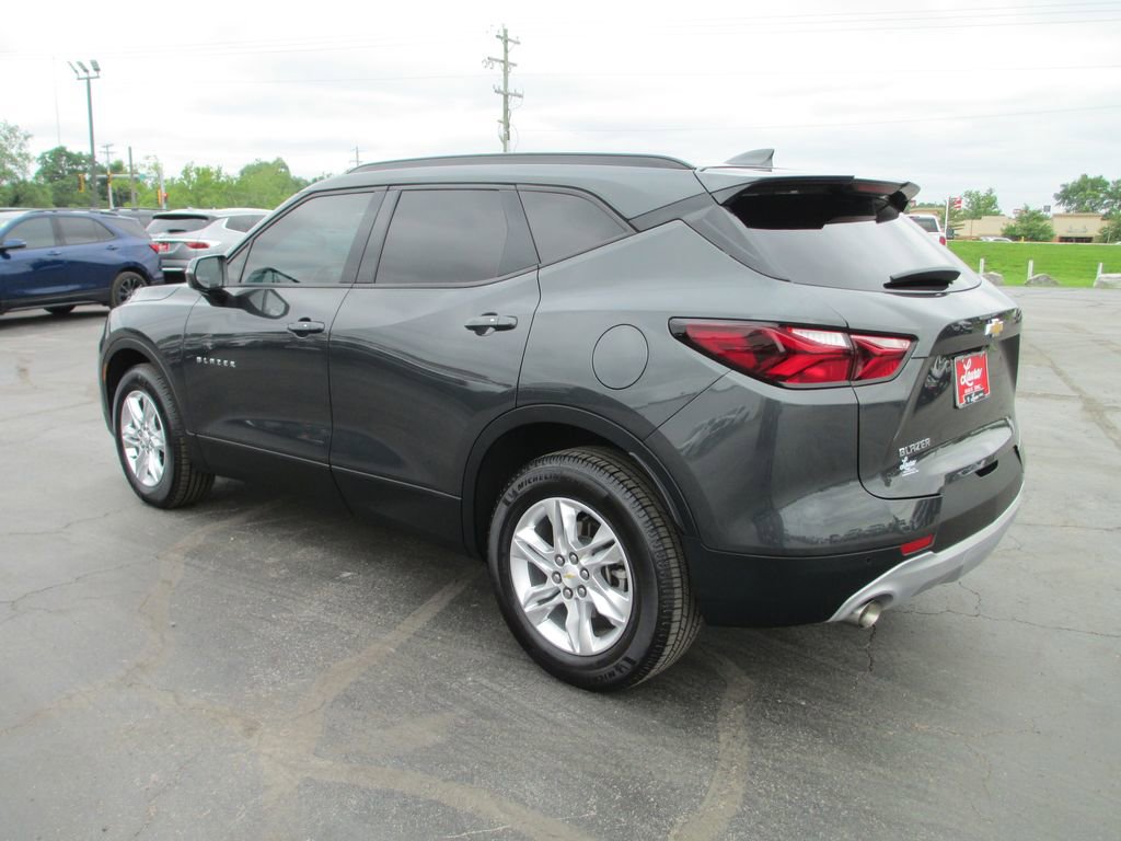 Used 2020 Chevrolet Blazer LT w/ Sound & Technology Package FWD image 9