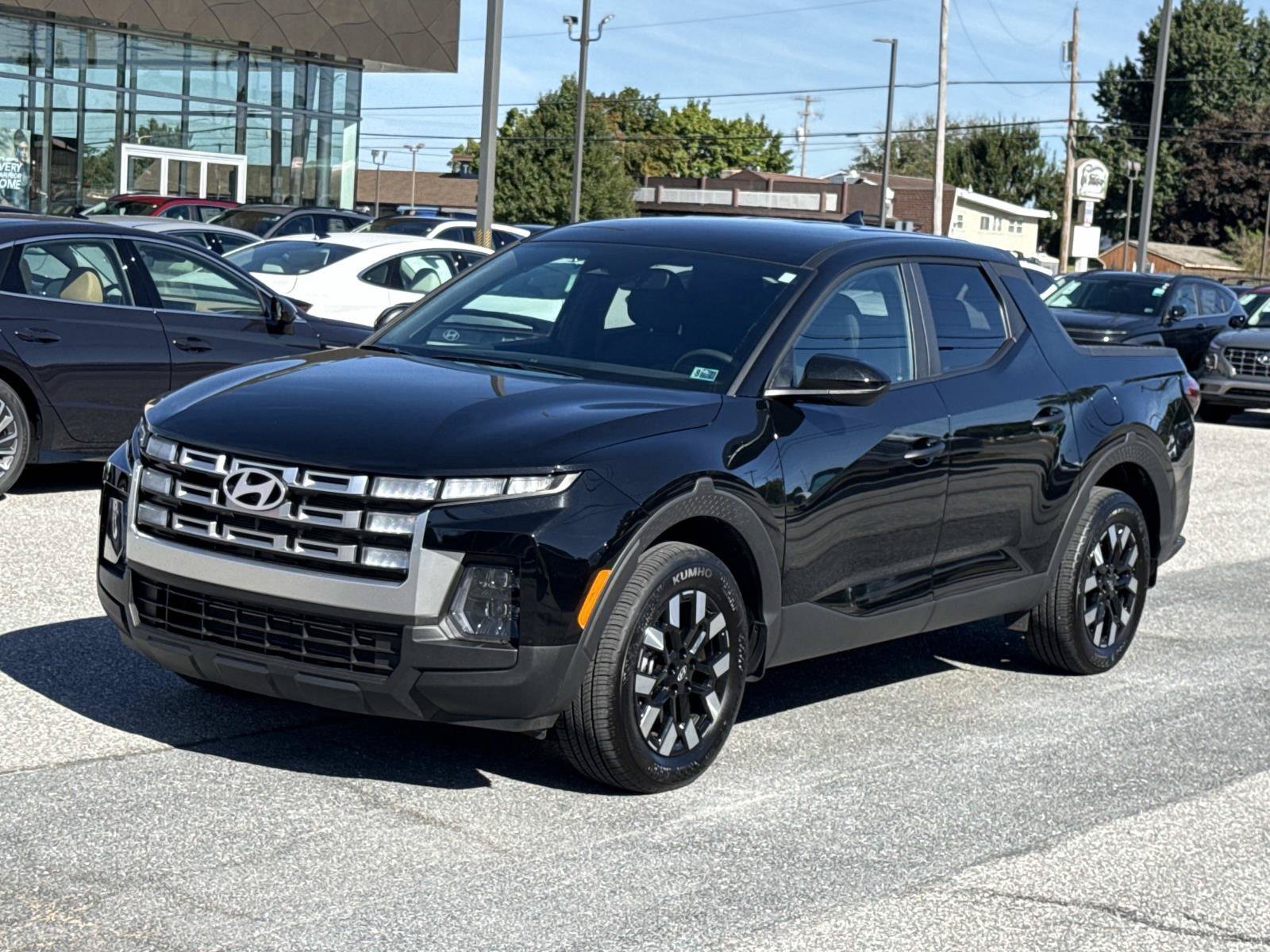 Certified 2025 Hyundai Santa Cruz SE AWD/4WD image 28