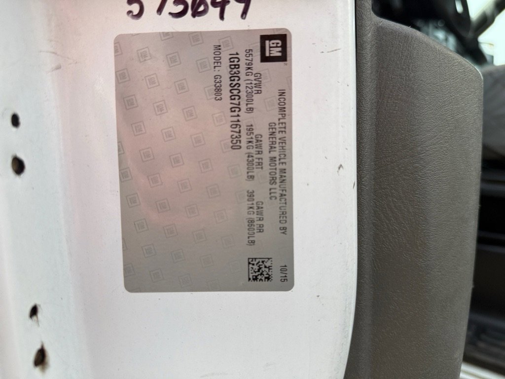 Used 2016 Chevrolet Express 3500 RWD image 31