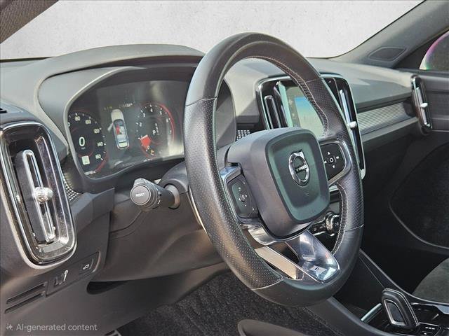 Used 2019 Volvo XC40 T5 R-Design AWD/4WD image 10