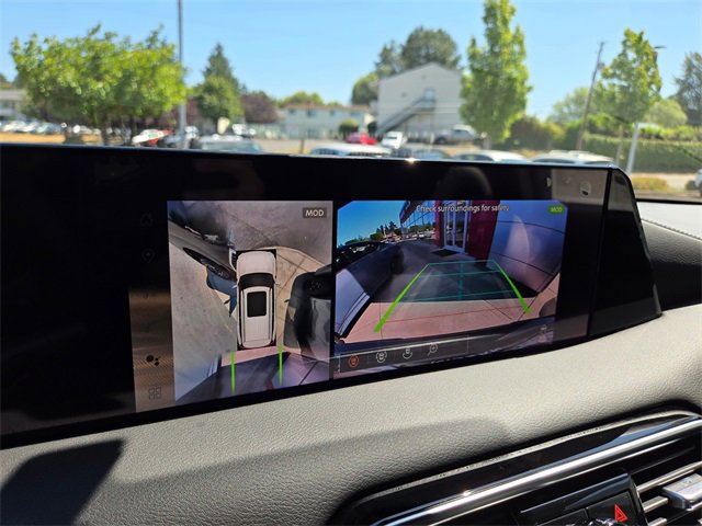 New 2025 Nissan Armada SL w/ Captain's Chari Seat Package image 16
