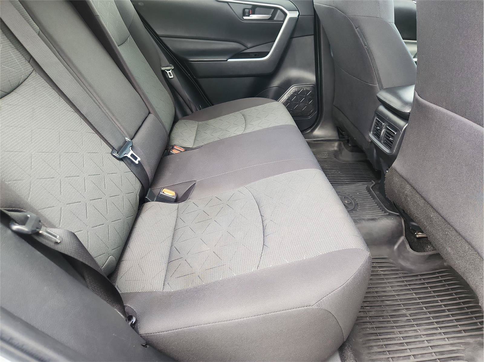 Used 2023 Toyota RAV4 XLE w/ Convenience Package FWD image 26