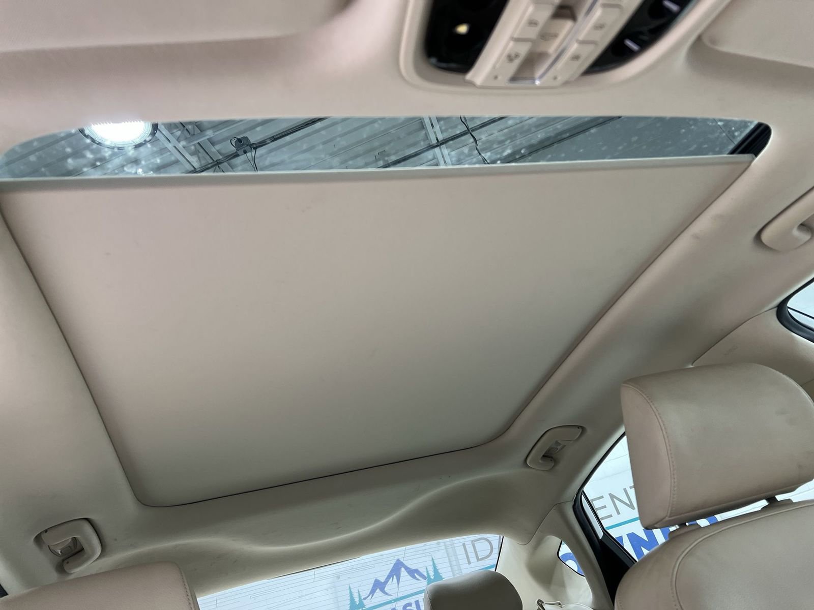 Used 2019 Kia Cadenza Technology image 22