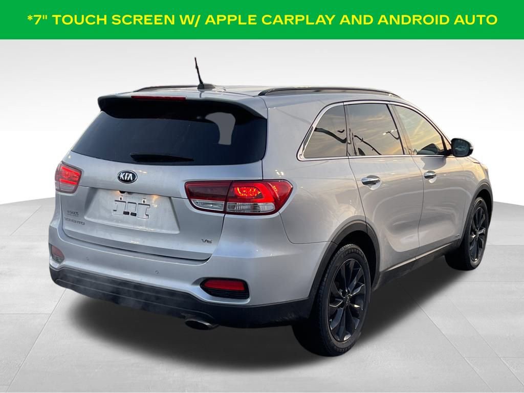 Used 2019 Kia Sorento S image 9