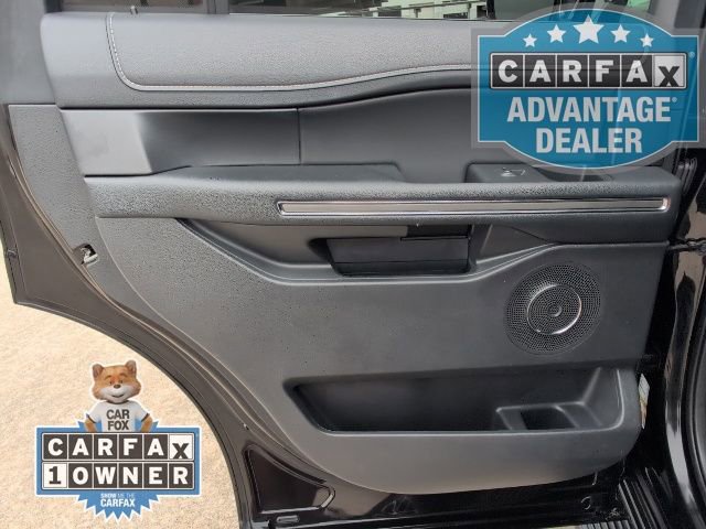 Used 2024 Ford Expedition XLT image 11