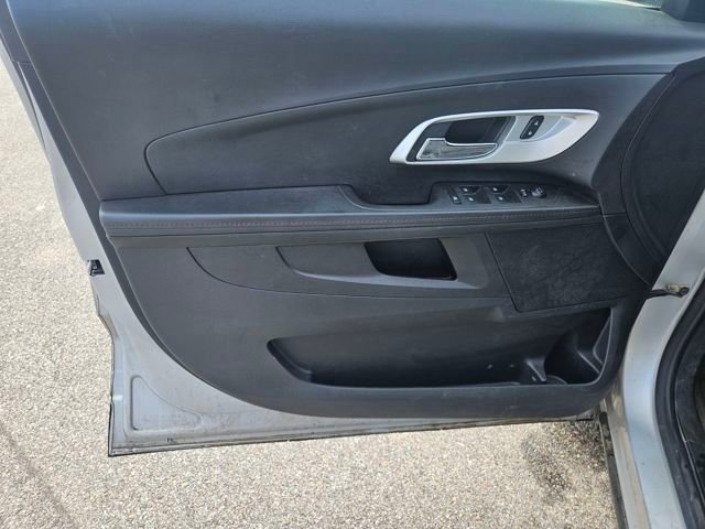 Used 2017 Chevrolet Equinox LT w/ Convenience Package image 10