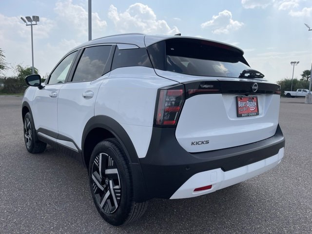 New 2026 Nissan Kicks SV image 5