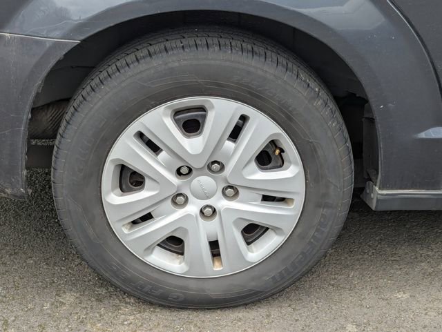 Used 2013 Dodge Grand Caravan American Value Package w/ UConnect Hands-Free Group image 7