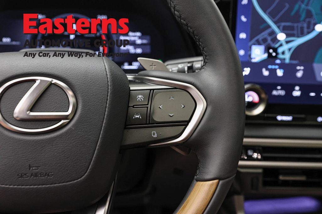 Used 2025 Lexus RX 350 AWD w/ Convenience Package image 16
