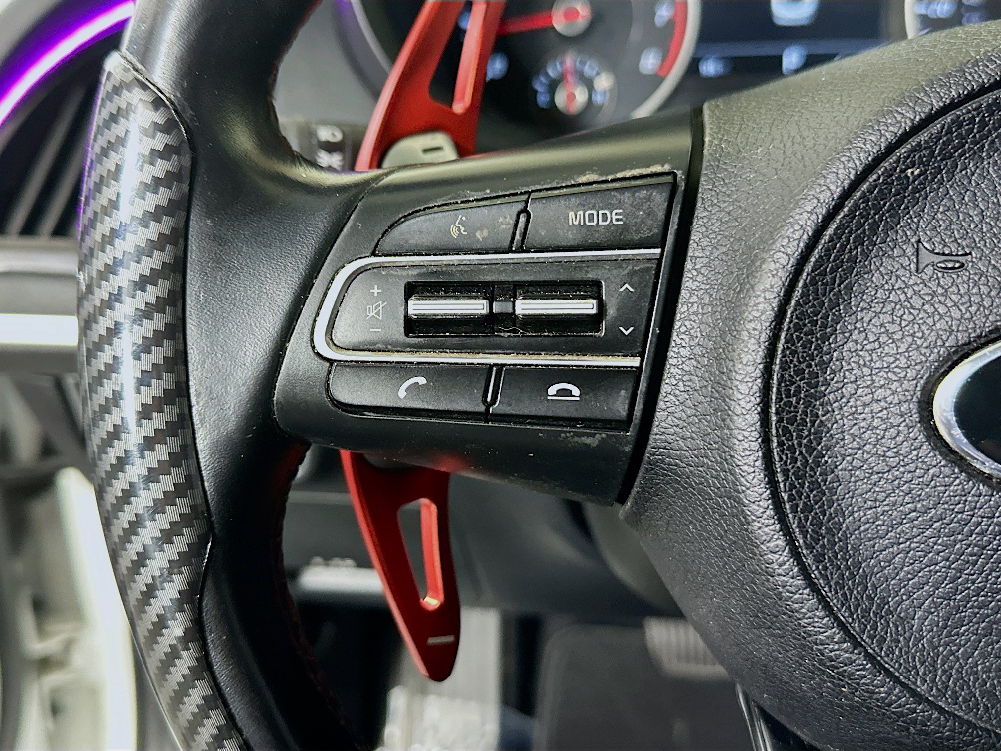 Used 2018 Kia Stinger Premium RWD image 16