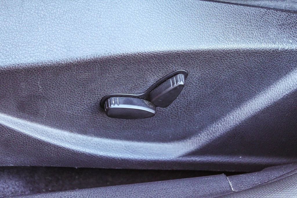 Used 2013 Ford Focus ST FWD image 27