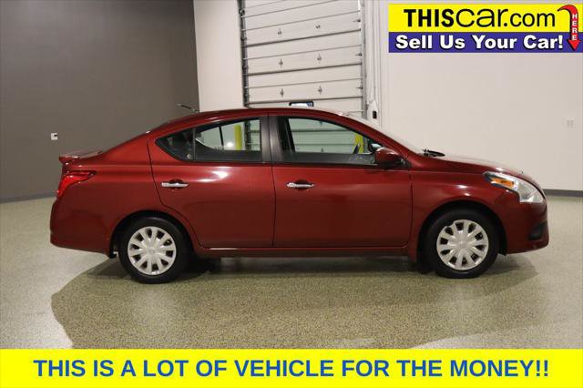 Used 2016 Nissan Versa SV FWD image 9