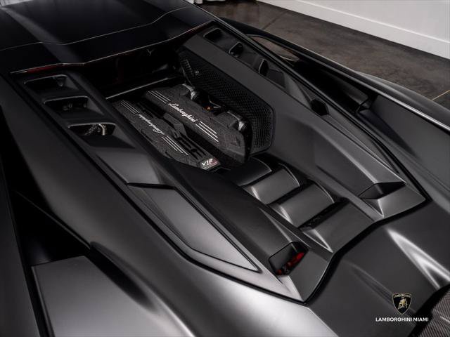 Used 2025 Lamborghini Revuelto AWD/4WD image 20