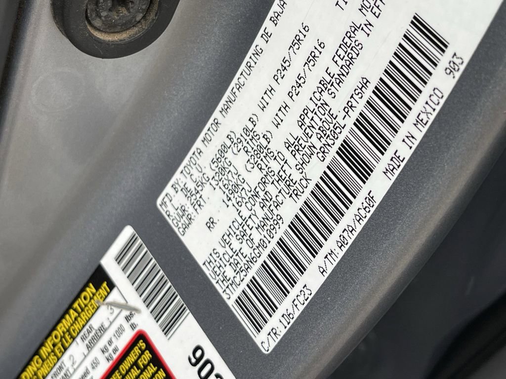 Used 2016 Toyota Tacoma SR5 w/ SR5 Appearance Package (SN) AWD/4WD image 33