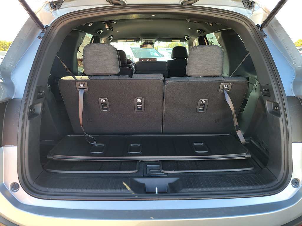 New 2026 Honda Pilot Sport image 7