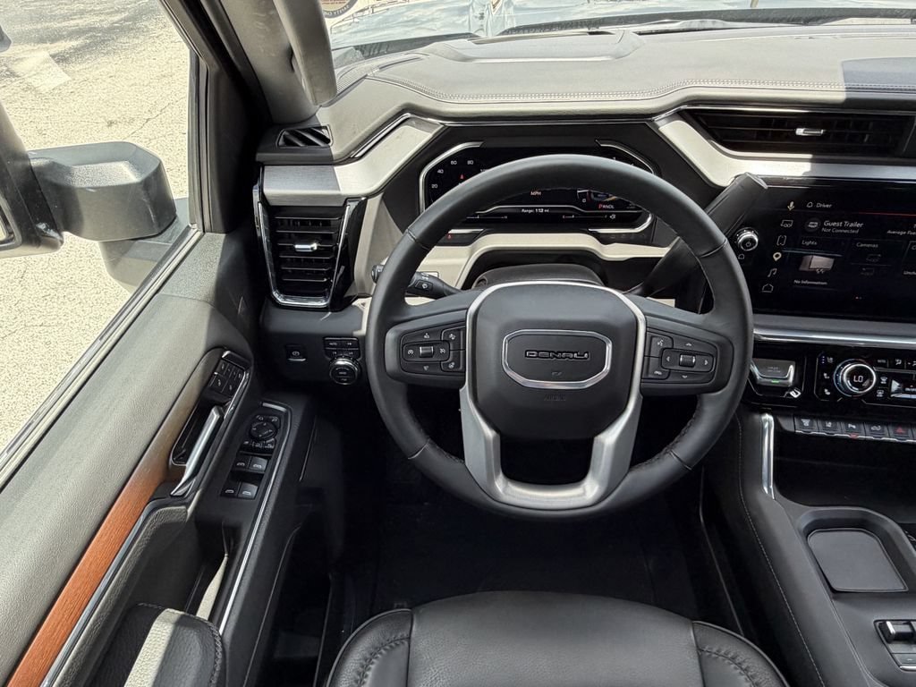 Used 2025 GMC Sierra 3500 Denali w/ Denali Reserve Package AWD/4WD image 12