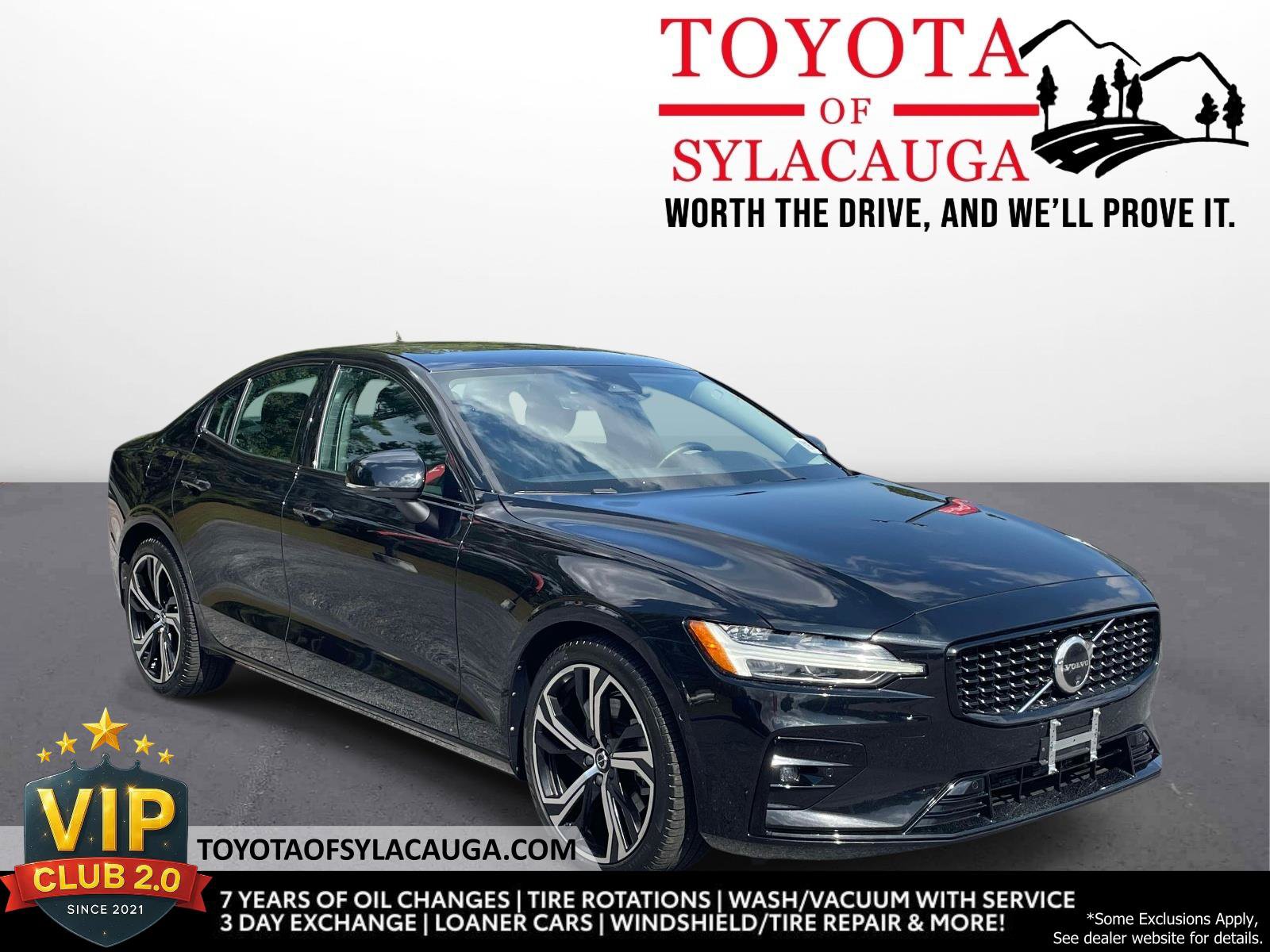 Used 2024 Volvo S60 B5 Plus AWD/4WD image 1