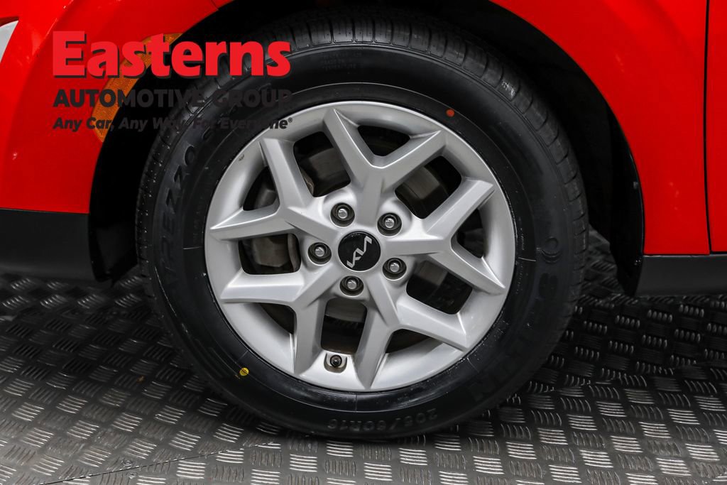 Used 2023 Kia Soul LX w/ Option Group 015 image 32