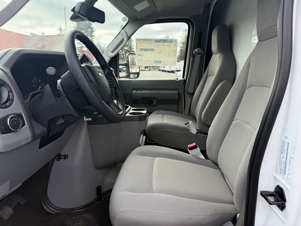 New 2026 Ford E-450 and Econoline 450 Super Duty w/ Power Equipment Group RWD image 15