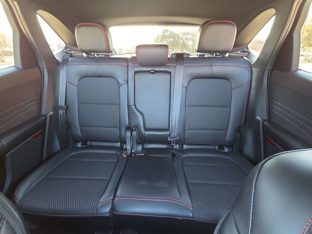 Used 2025 Ford Escape ST-Line w/ Tech Pack #1 image 21