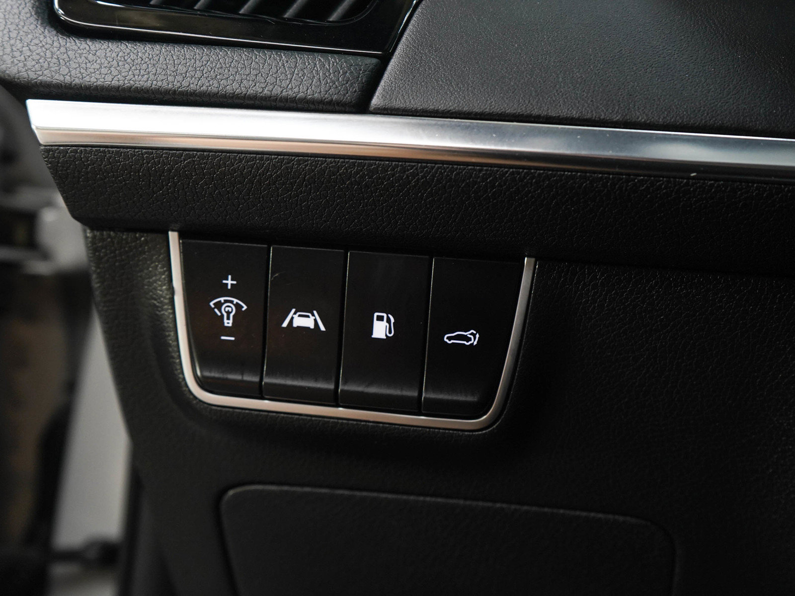Used 2023 Kia Stinger GT2 AWD/4WD image 26
