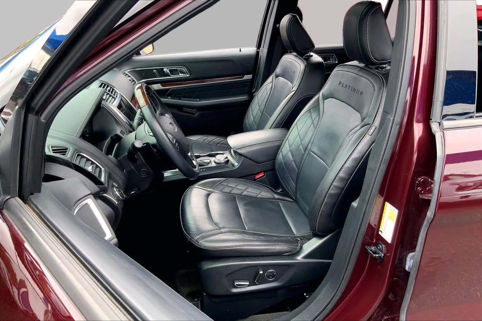 Used 2018 Ford Explorer Platinum AWD/4WD image 8