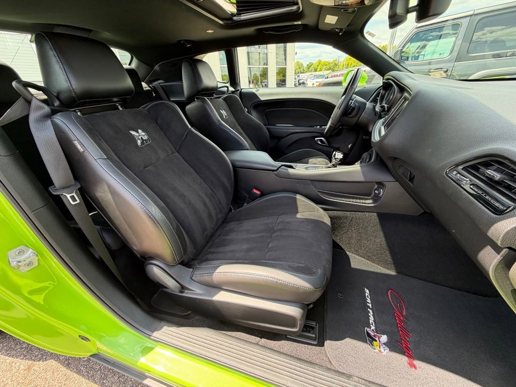 Used 2019 Dodge Challenger R/T Scat Pack w/ Plus Package RWD image 22