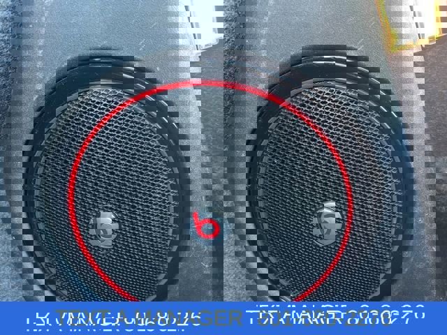 Used 2018 Chrysler 300 S w/ 300S Premium Group image 6