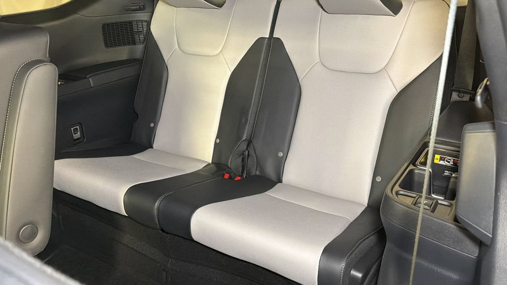 New 2026 Lexus TX 500h AWD image 28