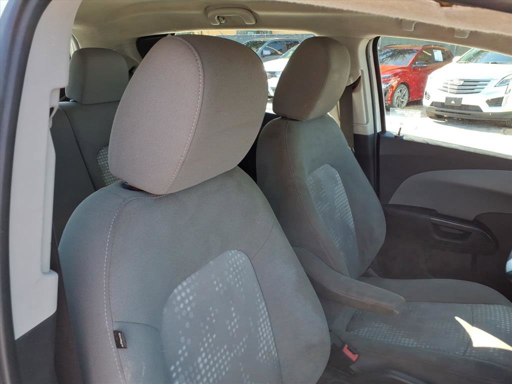 Used 2019 Chevrolet Sonic LT image 18