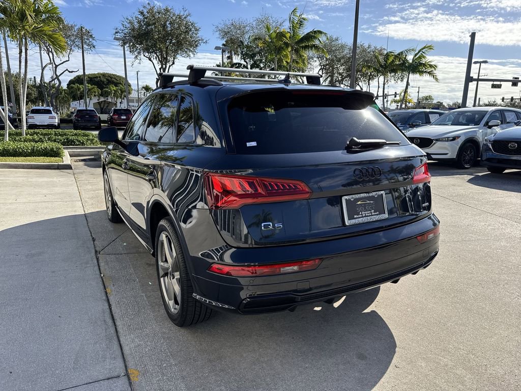 Used 2020 Audi Q5 2.0T Titanium Premium Plus w/ Premium Plus Package image 14