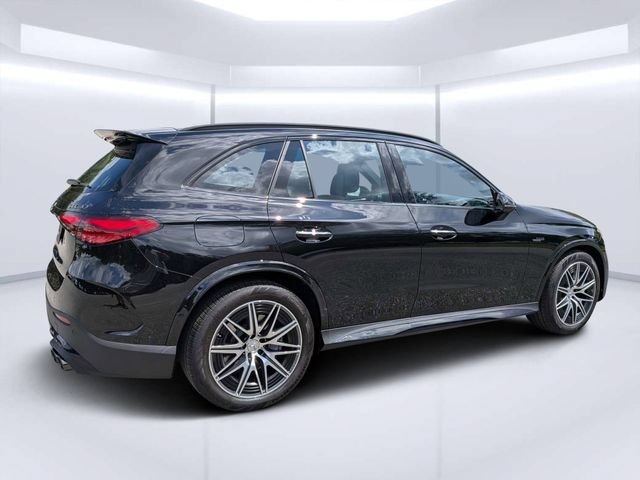 Used 2025 Mercedes-Benz GLC 43 AMG 4MATIC image 3