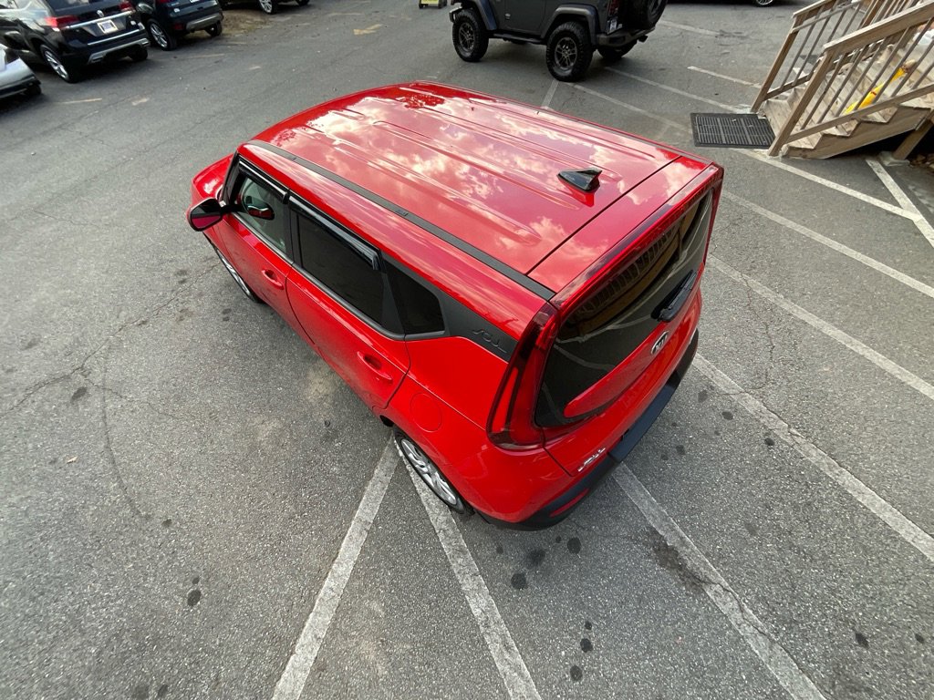 Used 2020 Kia Soul LX image 11