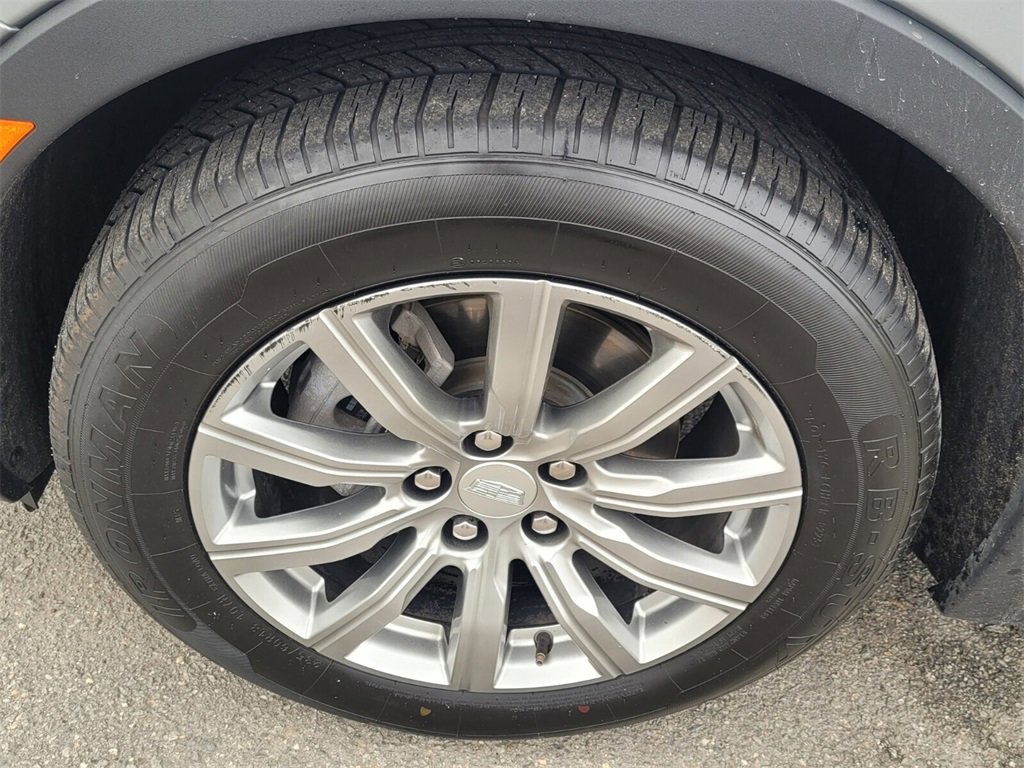 Used 2023 Cadillac XT4 Premium Luxury image 14