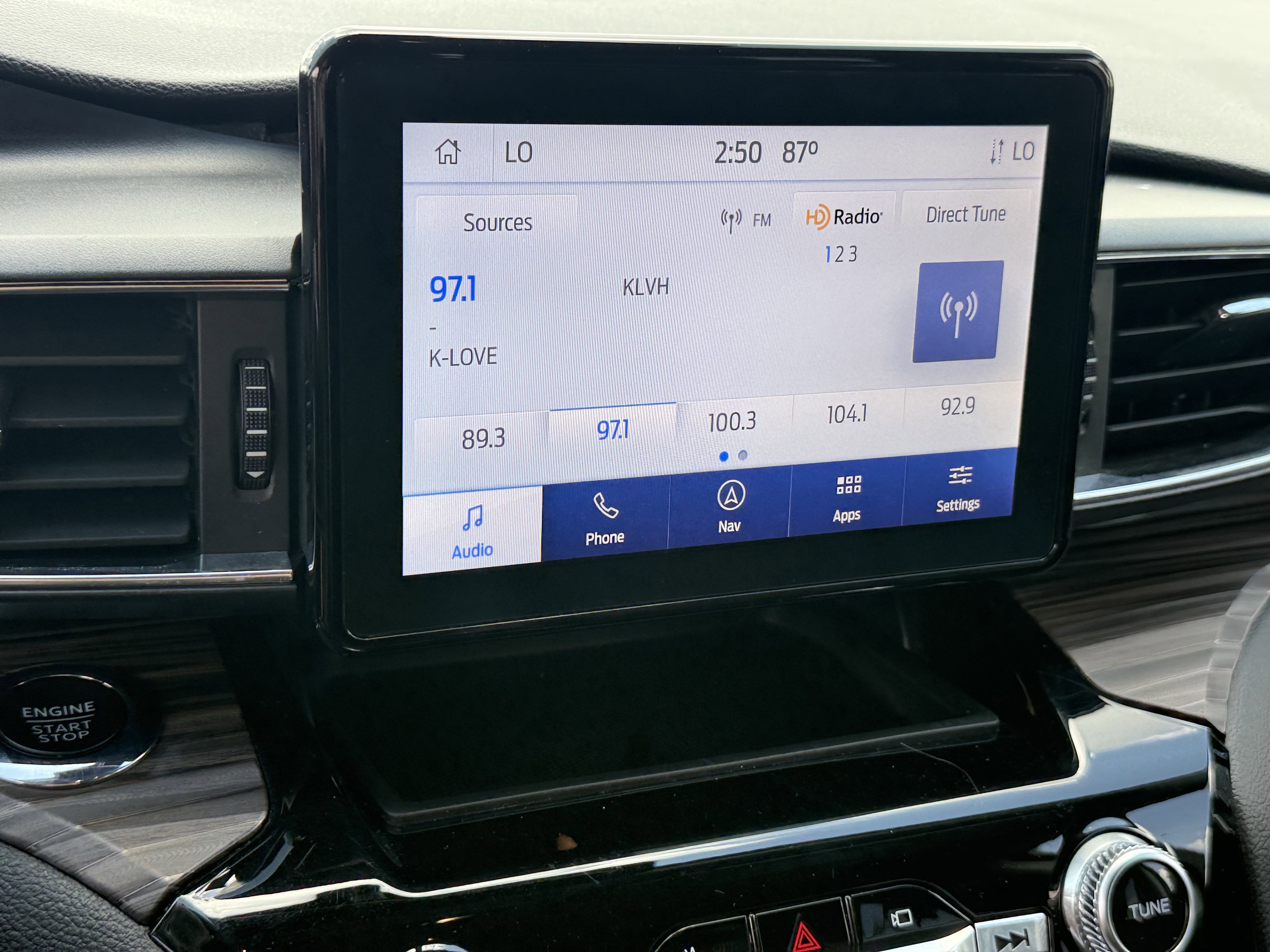 Used 2022 Ford Explorer Limited image 20