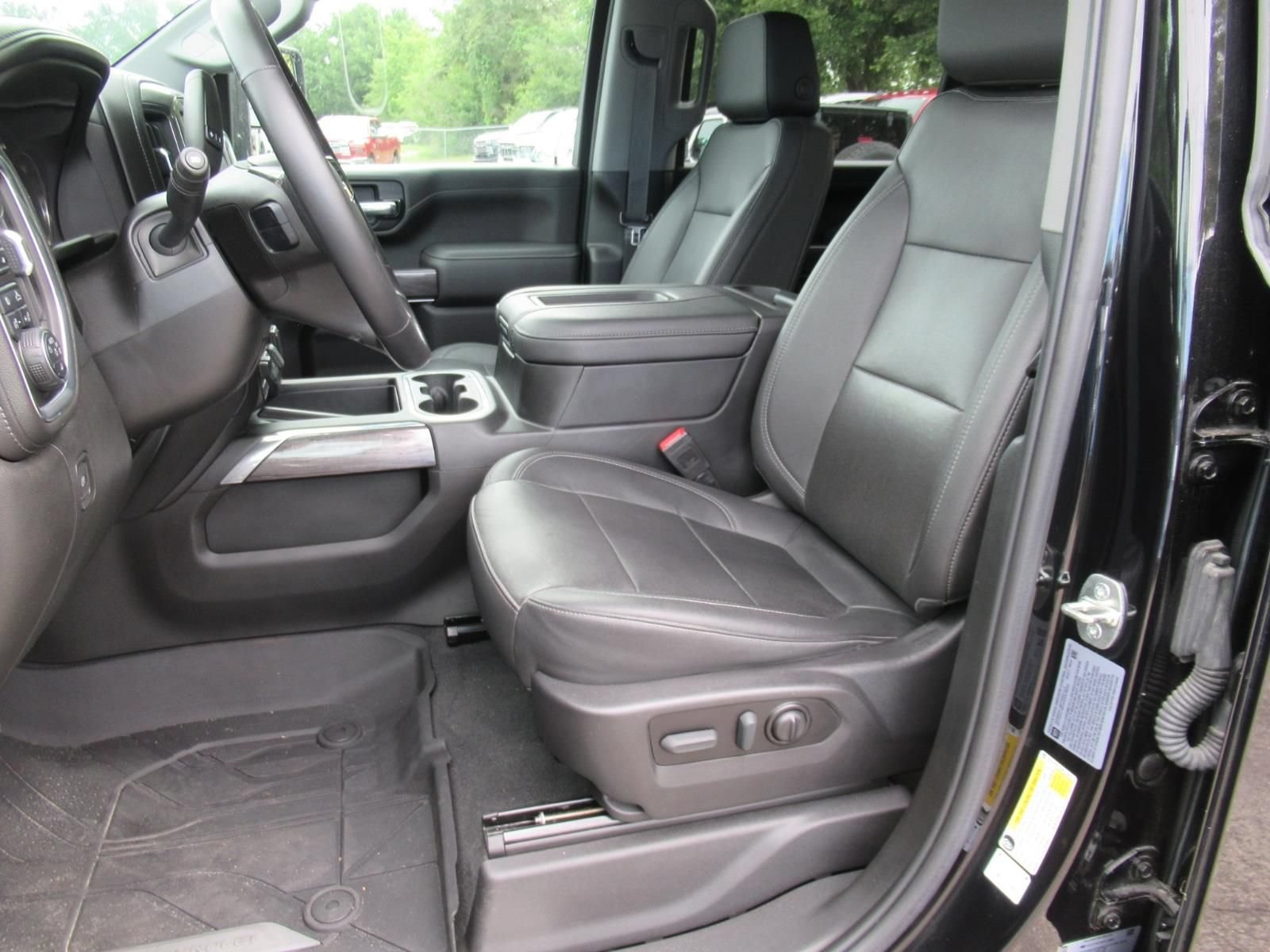 Used 2022 Chevrolet Silverado 2500 LTZ w/ LTZ Plus Package AWD/4WD image 20