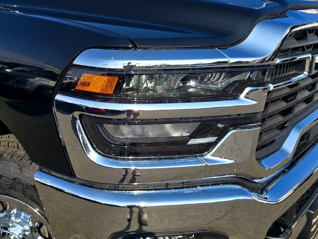New 2026 RAM 3500 Tradesman AWD/4WD image 24