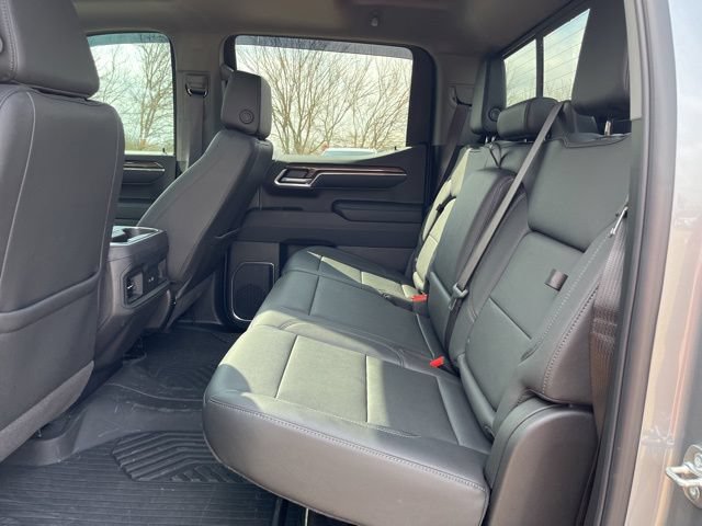 Used 2025 Chevrolet Silverado 1500 LT Trail Boss w/ Convenience Package II AWD/4WD image 24